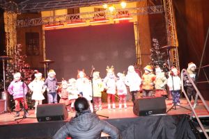 Występ podczas Jarmarku Bożonarodzeniowego w Toruniu-7.12.2025r.