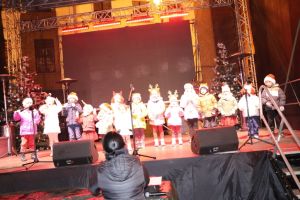 Występ podczas Jarmarku Bożonarodzeniowego w Toruniu-7.12.2025r.