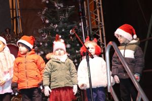Występ podczas Jarmarku Bożonarodzeniowego w Toruniu-7.12.2025r.