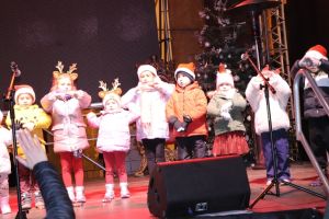 Występ podczas Jarmarku Bożonarodzeniowego w Toruniu-7.12.2025r.