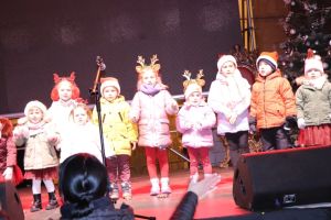 Występ podczas Jarmarku Bożonarodzeniowego w Toruniu-7.12.2025r.