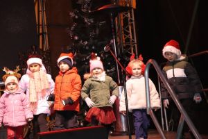 Występ podczas Jarmarku Bożonarodzeniowego w Toruniu-7.12.2025r.