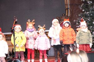 Występ podczas Jarmarku Bożonarodzeniowego w Toruniu-7.12.2025r.