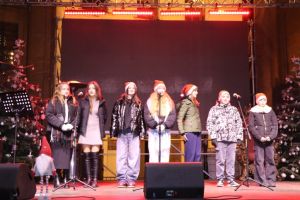 Występ podczas Jarmarku Bożonarodzeniowego w Toruniu-7.12.2025r.