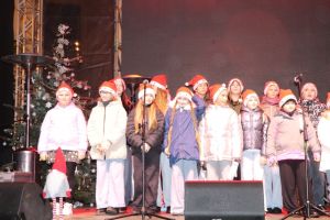 Występ podczas Jarmarku Bożonarodzeniowego w Toruniu-7.12.2025r.