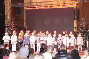 Występ podczas Jarmarku Bożonarodzeniowego w Toruniu-7.12.2025r.